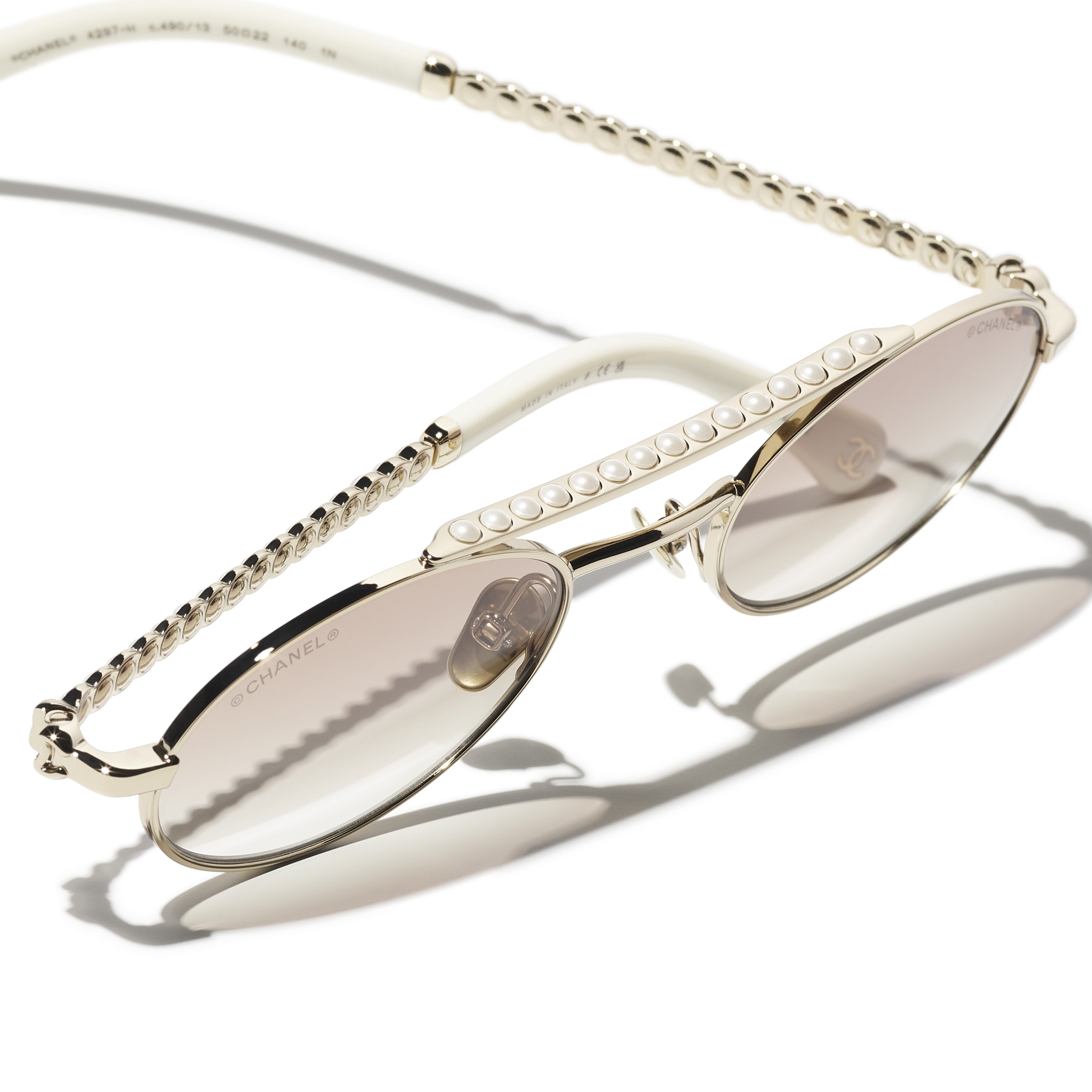 Sonnenbrillen CHANEL 4297H C49013