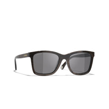 Солнцезащитные очки CHANEL 5551U 1811/B1