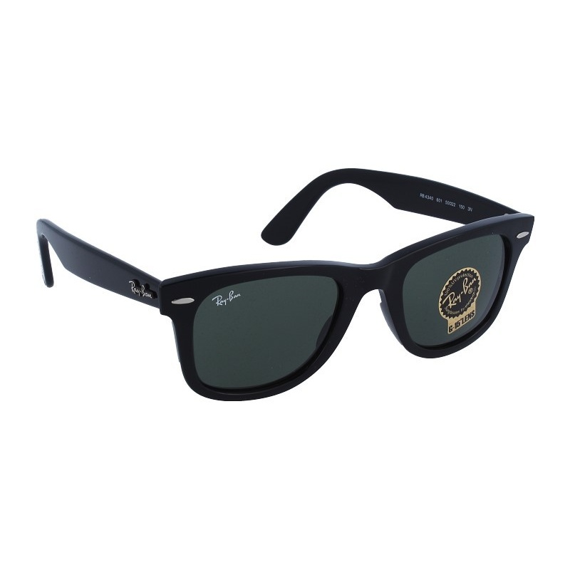 Difference between wayfarer on sale classic and ease