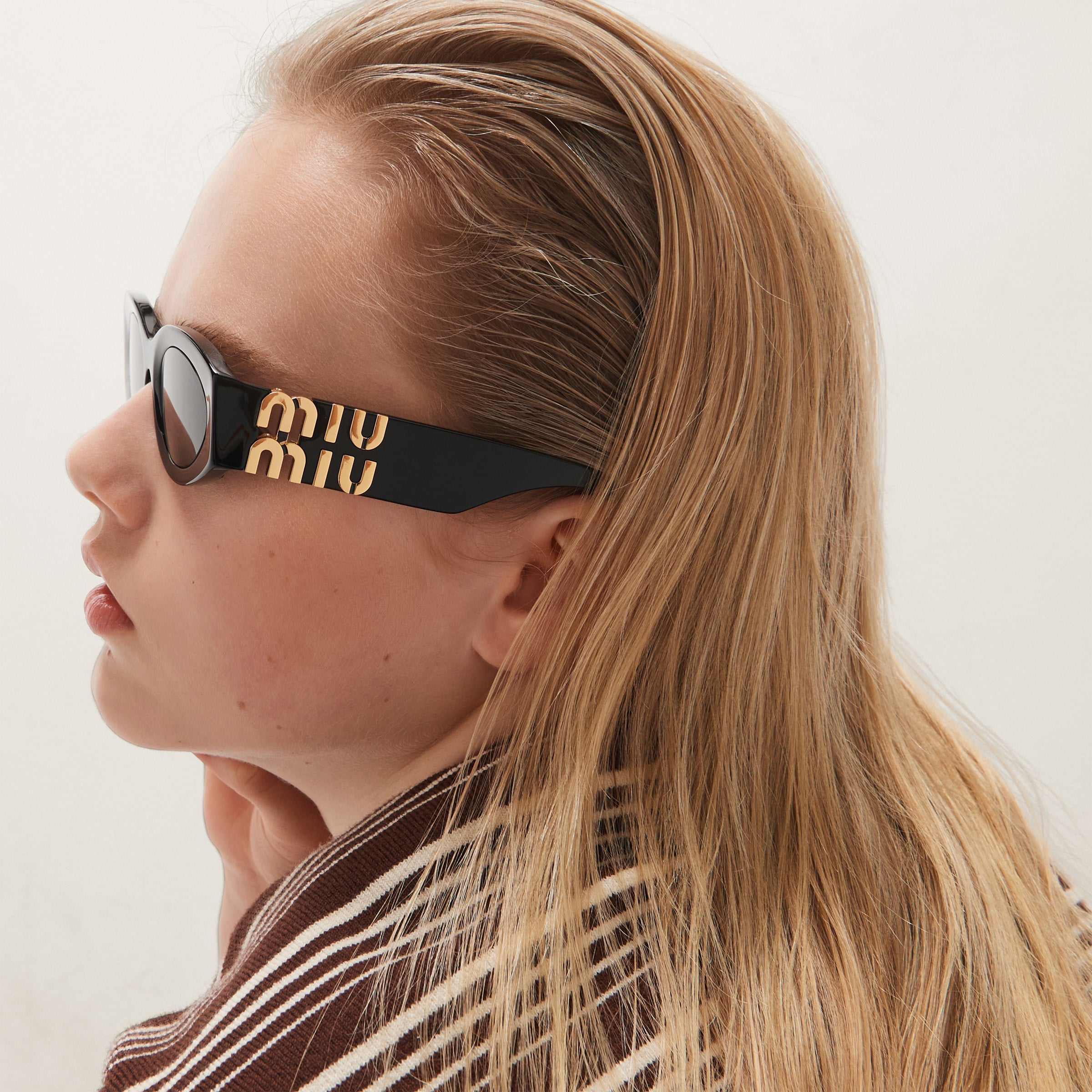 Miu Miu Glimpse 2026 Sunglasses: The New Collection Icon You Can