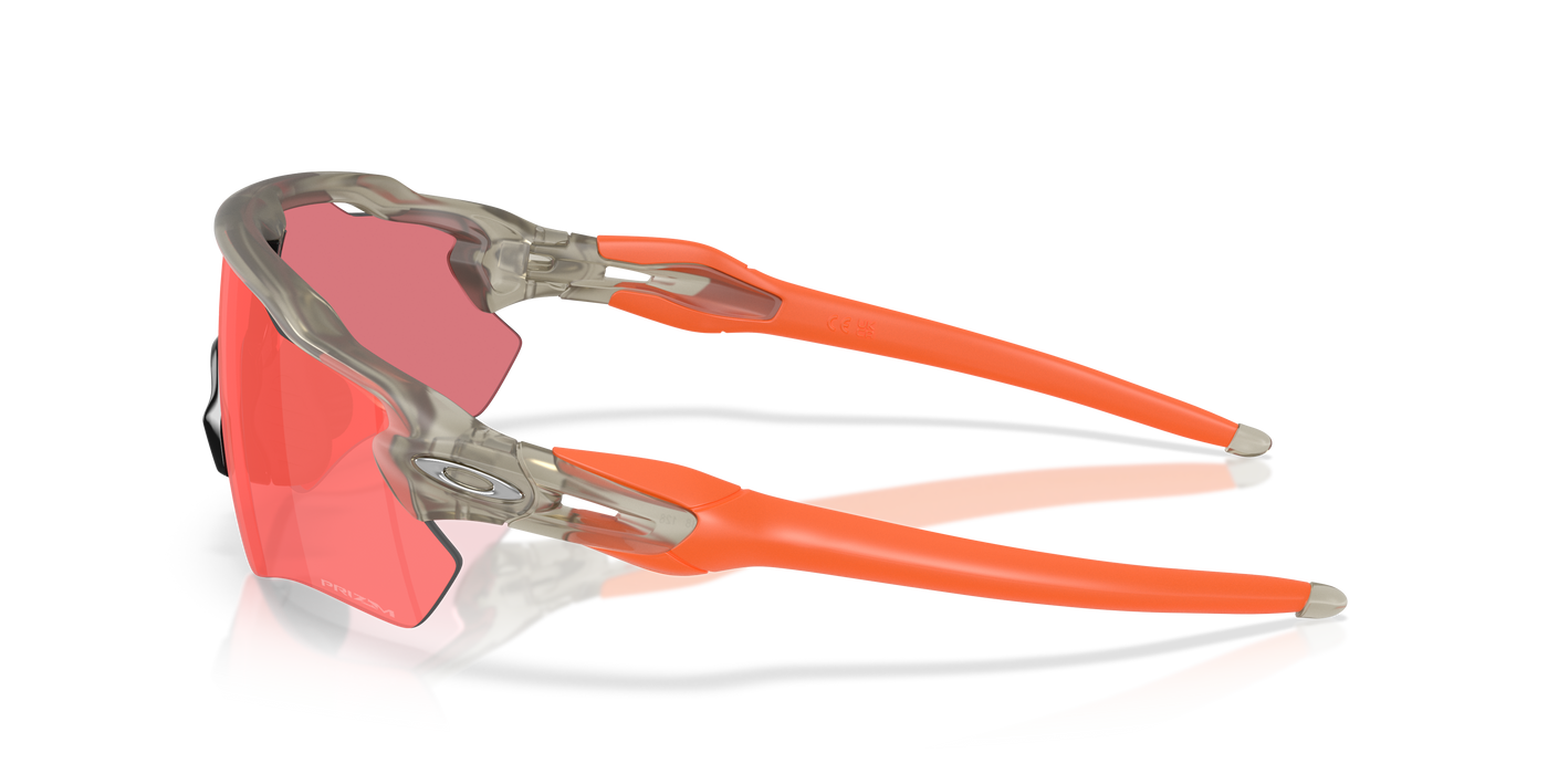 0OO9208_9208F8 lt