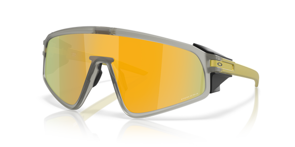 Gafas de Sol Oakley LATCH PANEL OO9404 24 35 135 — vista tres cuartos