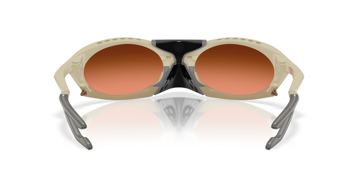 Sunglasses Oakley PLANTARIS OO9437 02 63 19 — Image 4