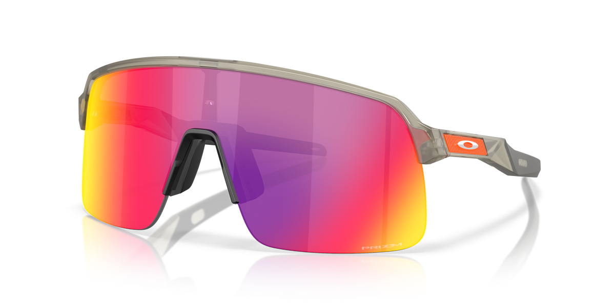 Oakley SUTRO LITE OO9463 太阳镜 68 39 139