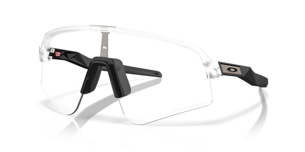 Gafas de Sol Oakley SUTRO LITE SWEEP OO9465 39 39 139 — vista tres cuartos