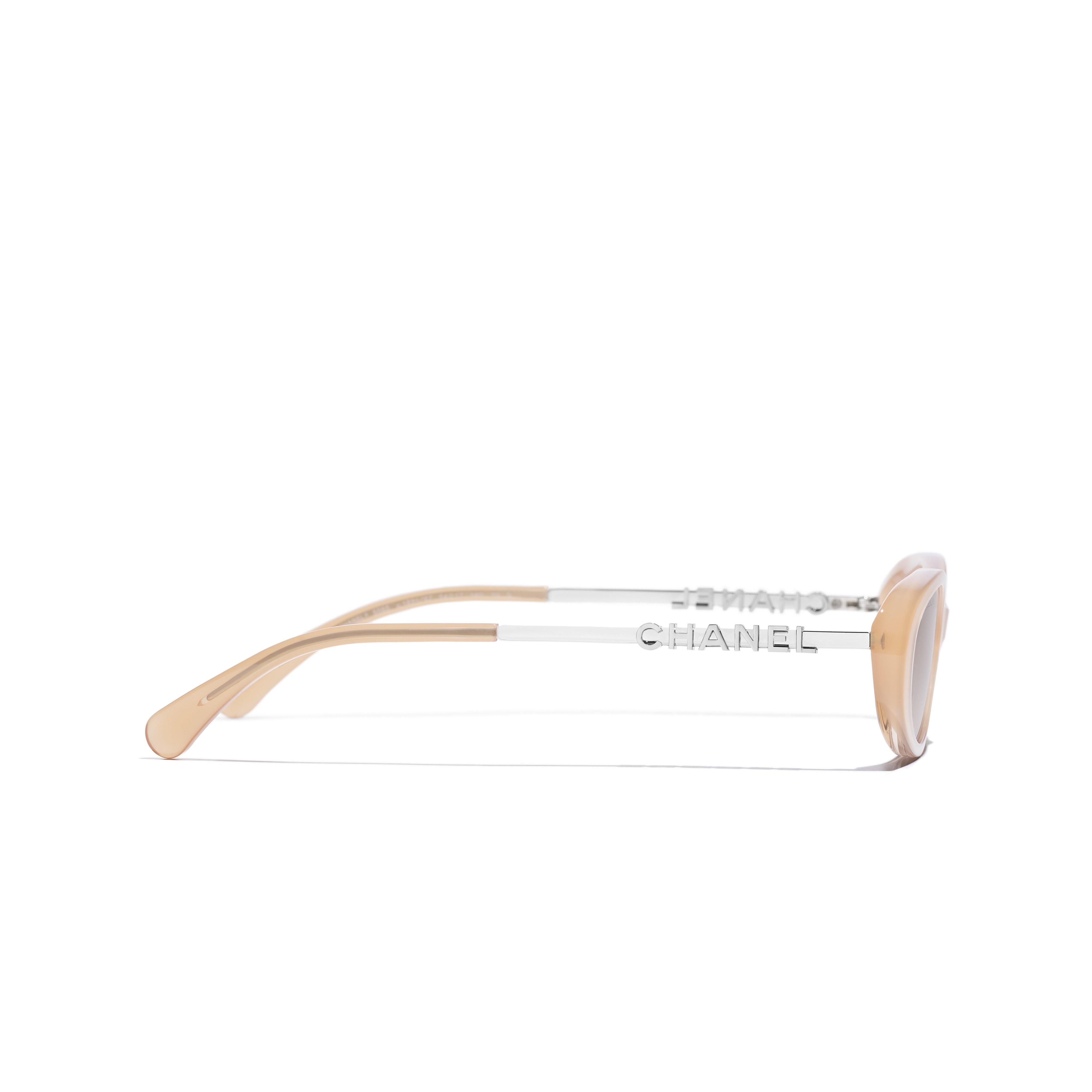 Sunglasses CHANEL 5565 1831/S7
