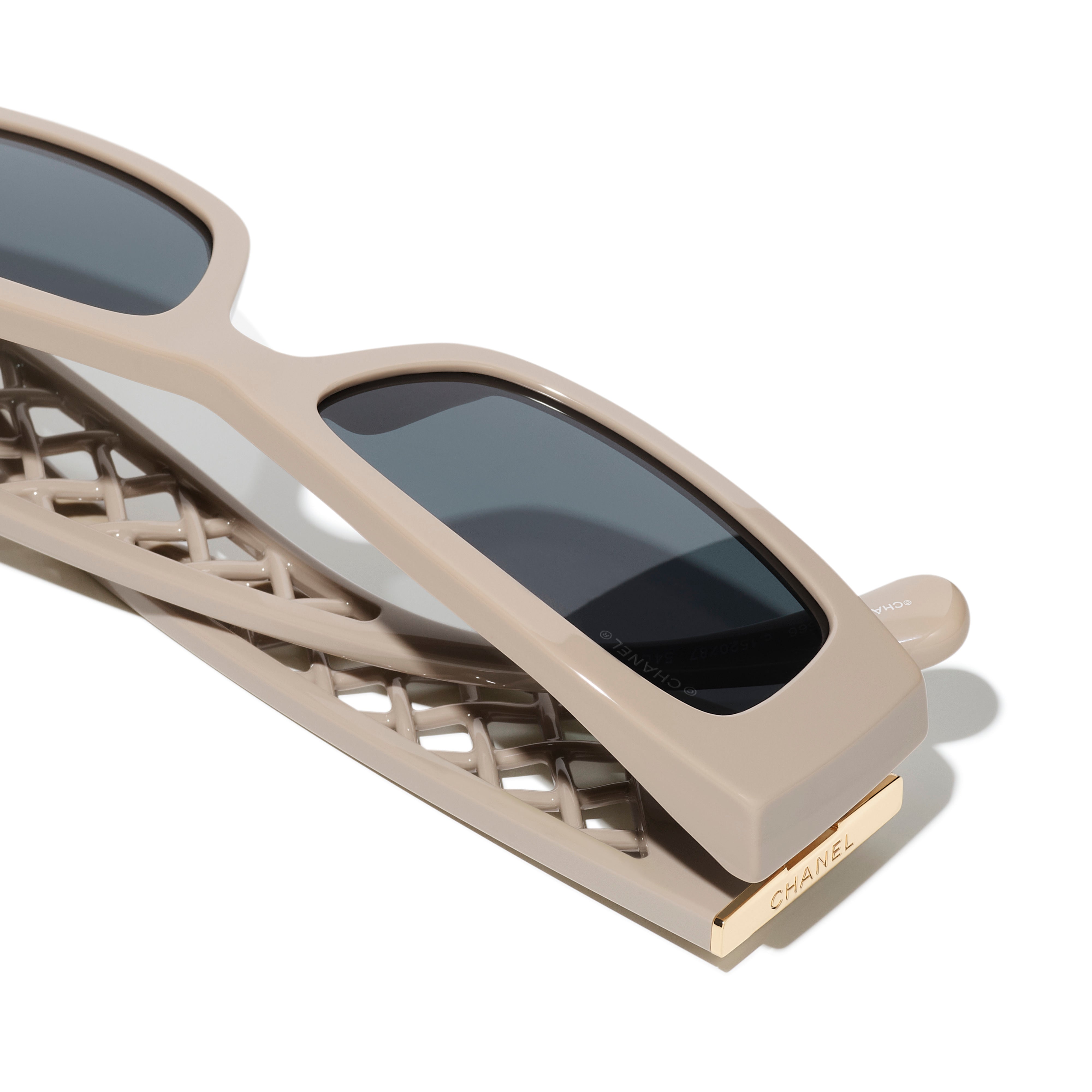 Sunglasses CHANEL 5566 1520/87 54 17 - OpticalH